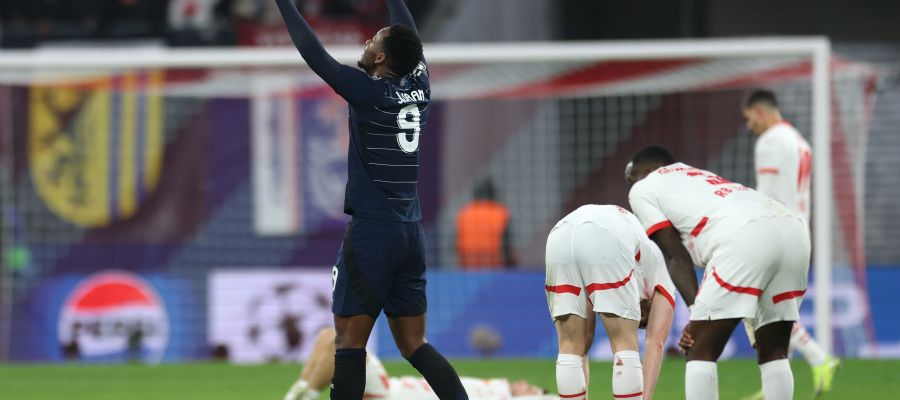 Napoli are getting active in England and have identified Jhon Duran as a potential target for the future, who's having a strong season.