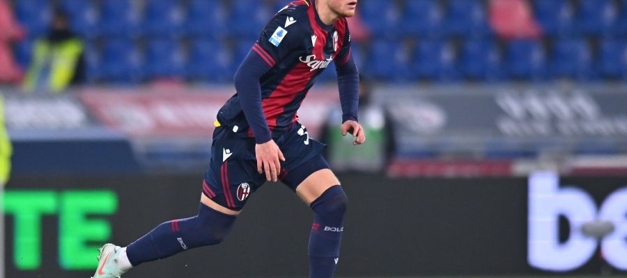 Despite Francesco Acerbi missing extended time, Inter aren’t in a rush to add a new defender and are laying the foundation for some summer additions.