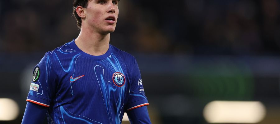 Napoli have barged into the race to acquire Cesare Casadei from Chelsea, who was reportedly close to Torino in previous days.