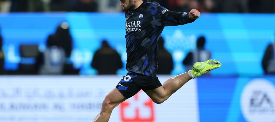Inter short-circuited in the final minutes of the Supercoppa Italiana final against Milan also because they had an unusual defense and midfield.