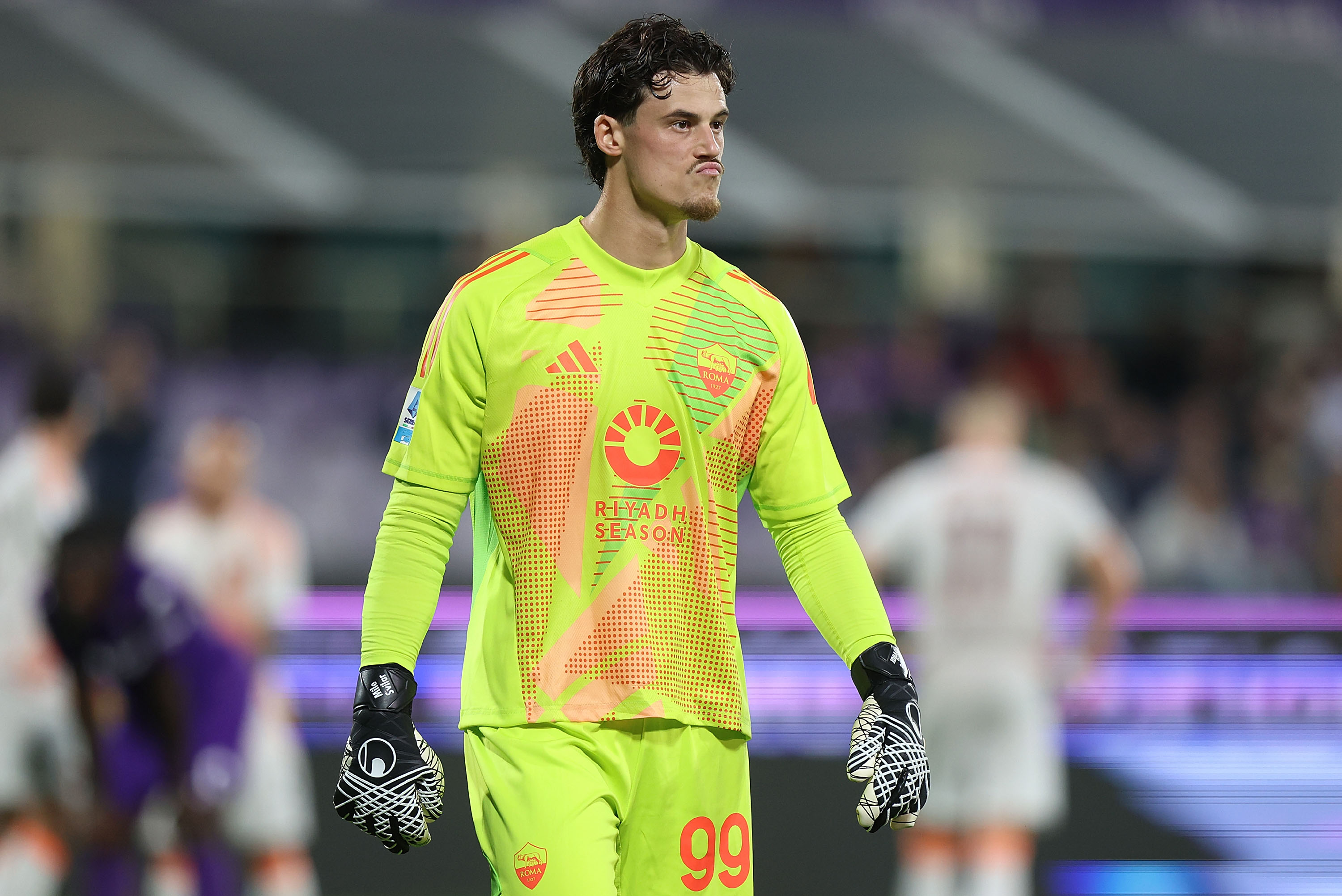 Milan Svilar has been one of the strengths of Roma since taking over the starting job from Rui Patricio and is due for a renewal.