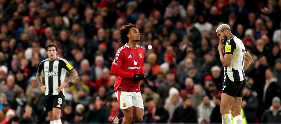 Juventus continue to chase after Joshua Zirkzee, hoping Manchester United will decide to let him go out on loan in January.