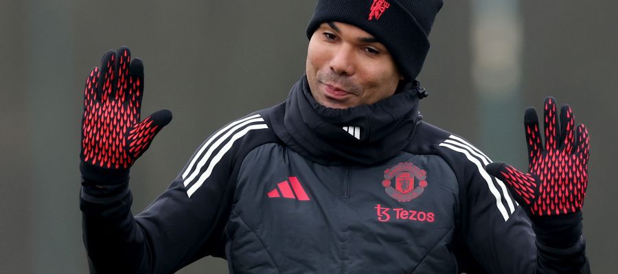 Claudio Ranieri has leaned heavily on Leandro Paredes, but Roma aren’t yet certain he’ll stay, both in January and next summer and have earmarked Casemiro.