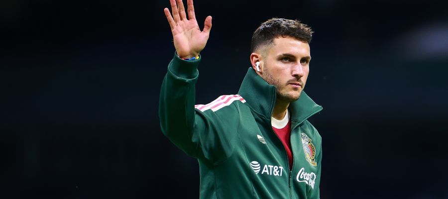 Milan are aware of the difficulties to sign Santiago Gimenez from Feyenoord in January, but they won’t give up without trying.