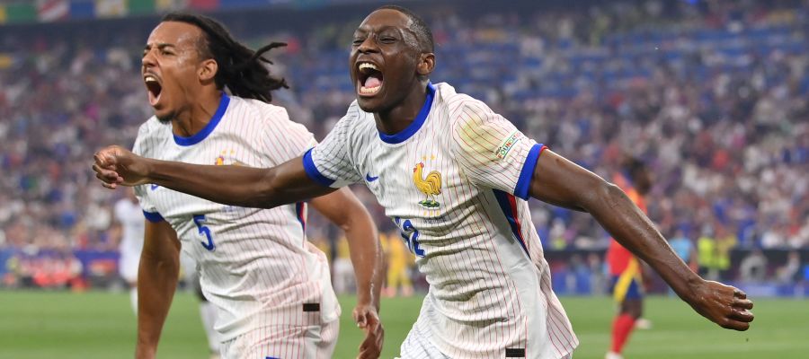 Randal Kolo Muani took the medicals and put pen to paper with Juventus a few days ago, but his transfer hasn’t been finalized yet.