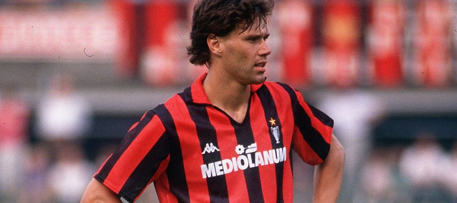 On February 11, 1990, Arrigo Sacchi’s Milan dismantled Napoli 3-0 with three headers from Daniele Massaro, Paolo Maldini, and Marco Van Basten