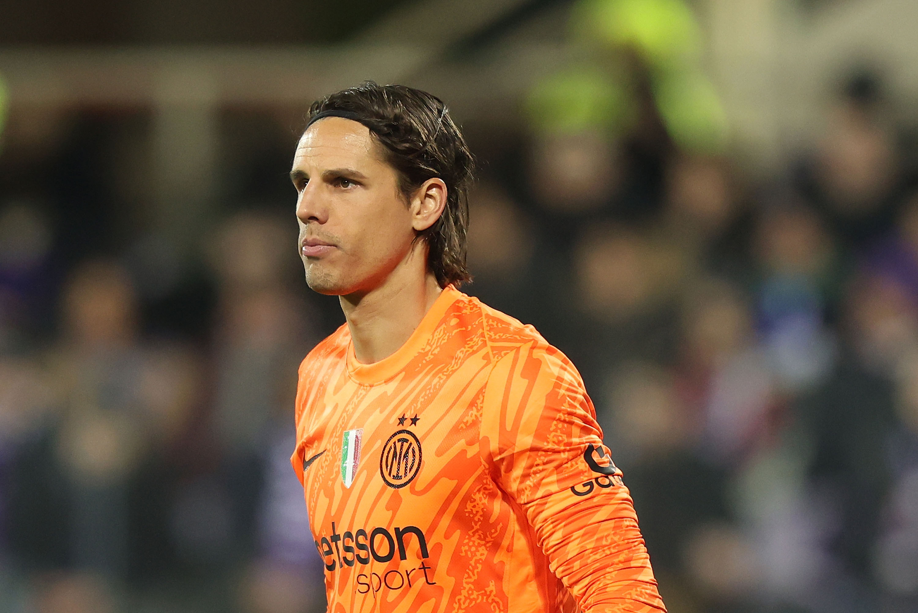 Like Napoli, Inter won’t have one of their linchpin for the clash between the two league toppers, as Yann Sommer suffered a right thumb fracture.