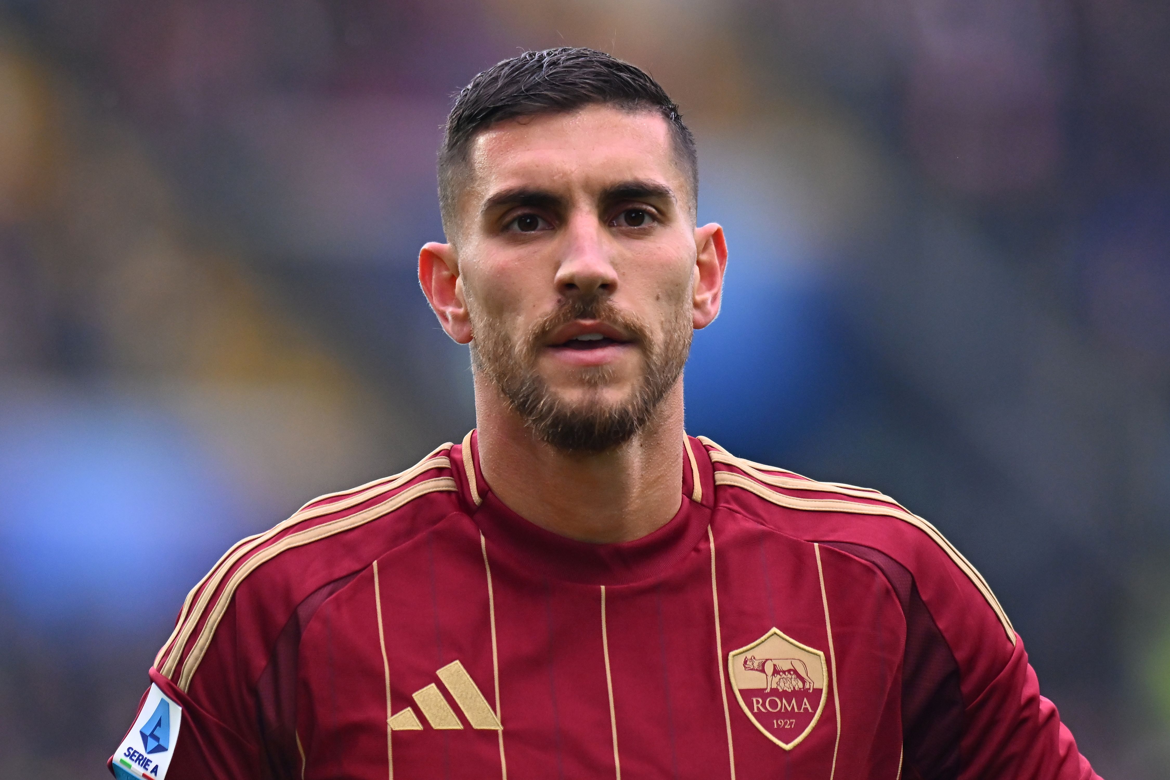 Lorenzo Pellegrini eventually decided to stay at Roma in January after Napoli started courting him, but it’s not certain that will be the case long-term.