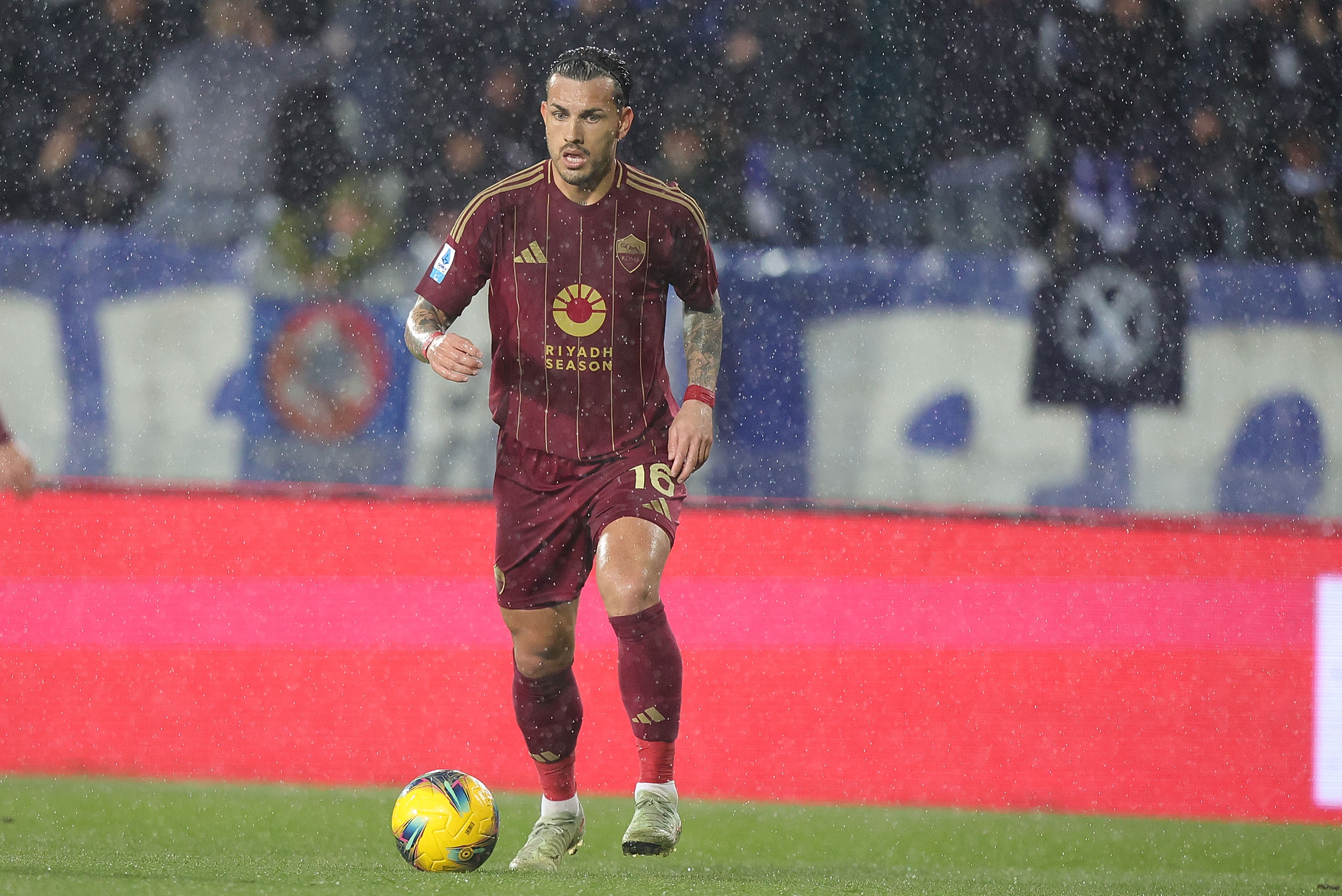 Leandro Paredes will stay at Roma for at least another year despite Boca Juniors' interest, while Lazio have locked up Christos Mandas long-term.