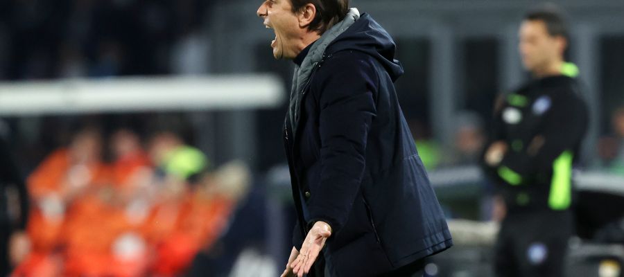 Antonio Conte is being courted by at least a couple of teams, Milan and Juventus, even though he has been at Napoli for less than one full season.