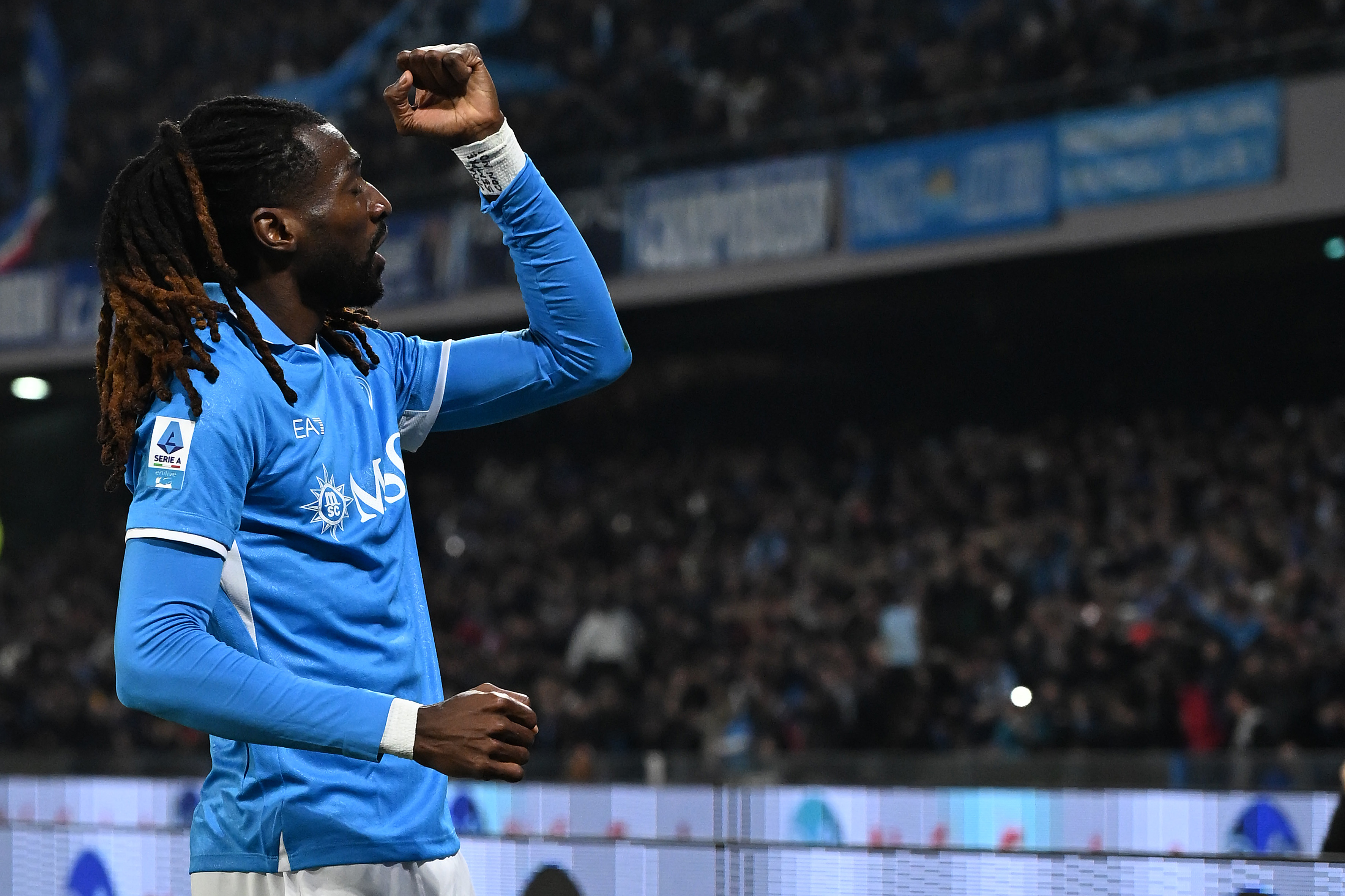 Napoli won’t lose Frank Anguissa for free even though his contract is about to expire, but the road to a long-term one is more tortuous than anticipated.