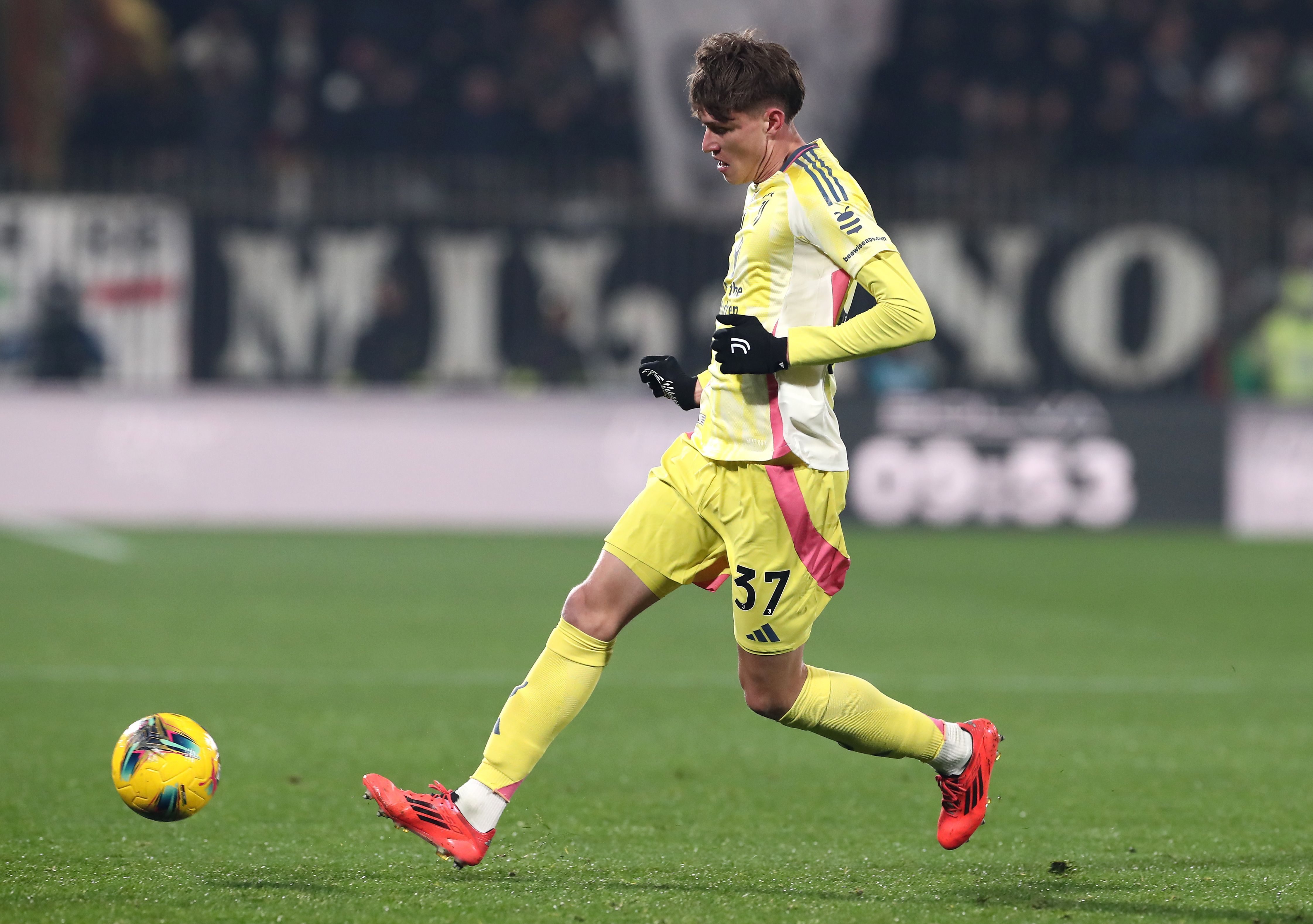 Nicolò Savona and Alberto Costa have barely gotten any action since Igor Tudor was appointed, as the new manager has preferred leaning on more experienced players, and their Juventus future is in jeopardy, at least for the short term.