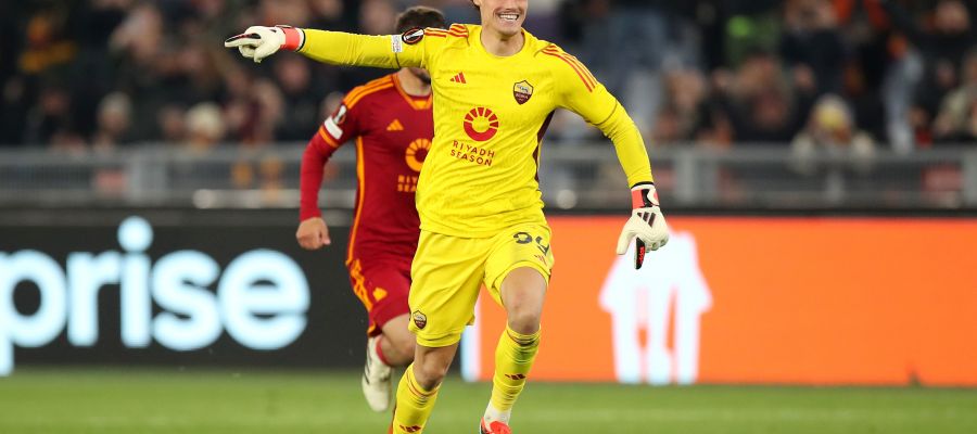 The negotiation between Roma and Mile Svilar continues, with the team eager to reach an agreement before the summer to avoid any threat.