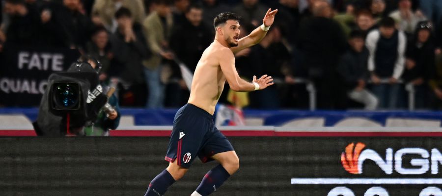 Bologna will be open to discuss the future of Riccardo Orsolini and mull the offers, as a few teams are eyeing him, but only down the line.