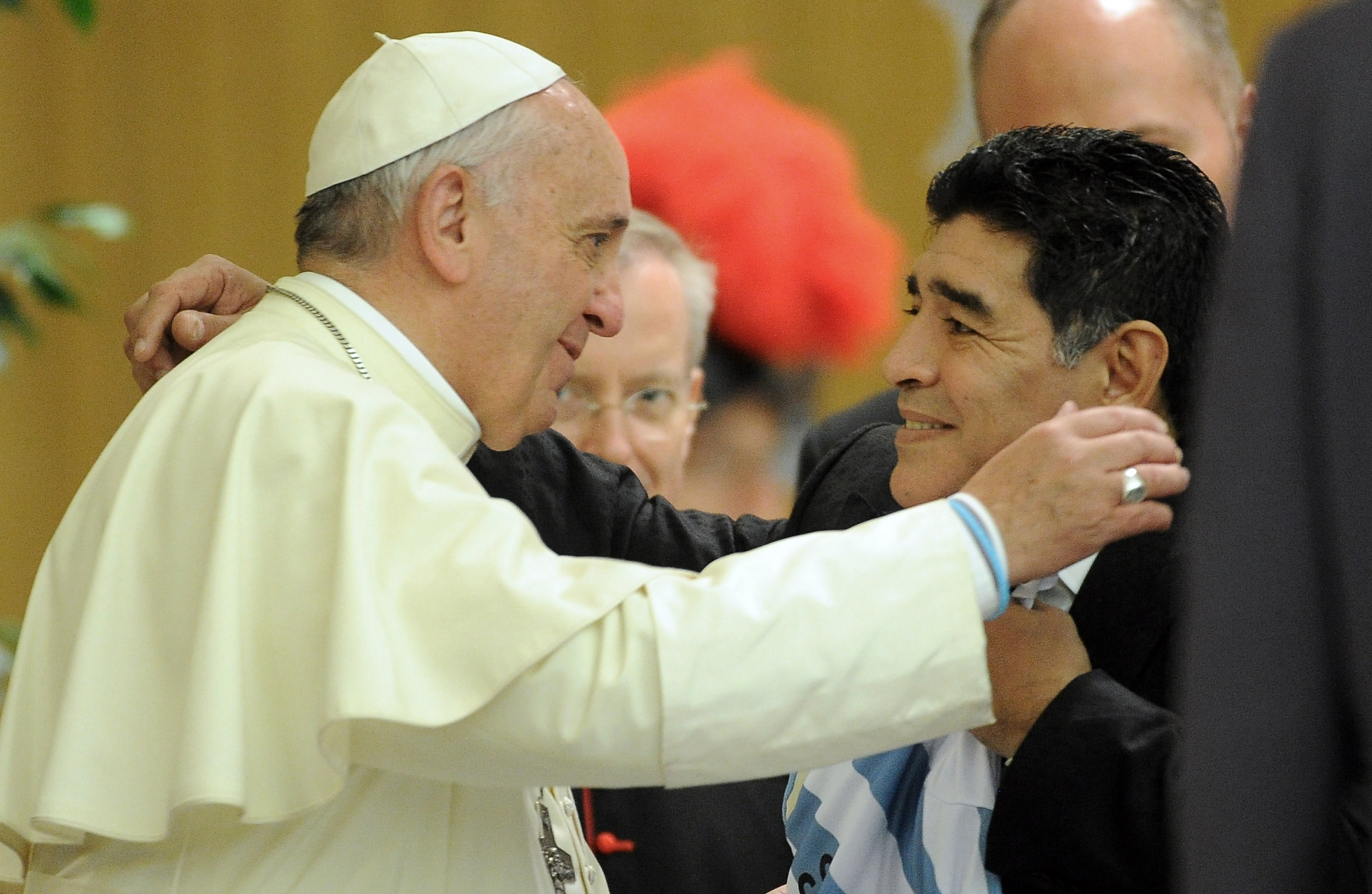 Serie A and FIGC halted every activity on Monday to pay homage to Pope Francis, who passed away in the morning at age 88.