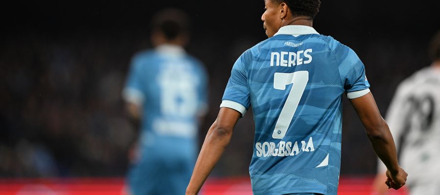 Napoli lost David Neres shortly before the last game versus Monza, and he has been diagnosed with a calf injury that might keep him on the shelf for all the remaining matches.