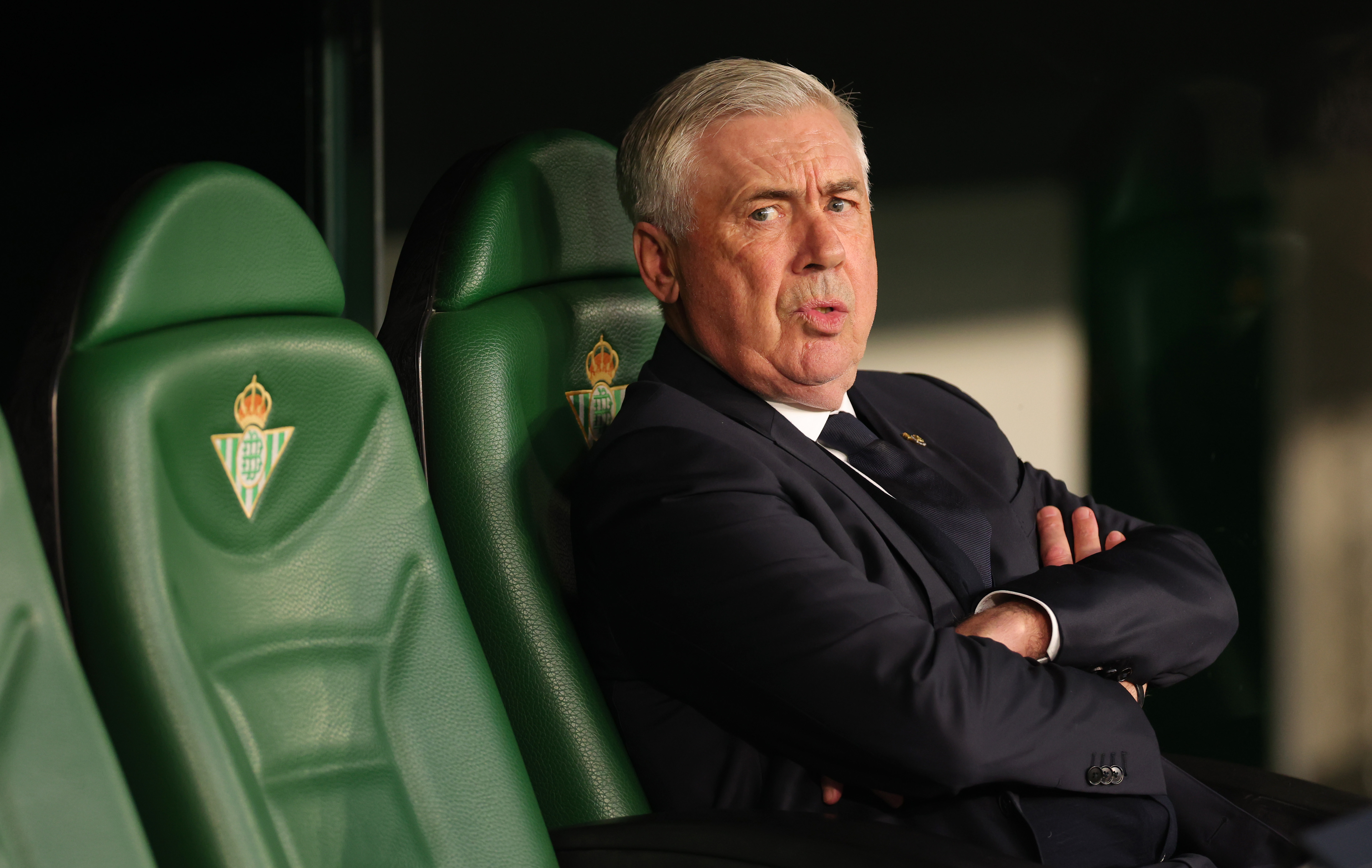 Carlo Ancelotti is highly likely to part ways with Real Madrid, and Milan and Roma need a new coach, but Brazil is the favorite.