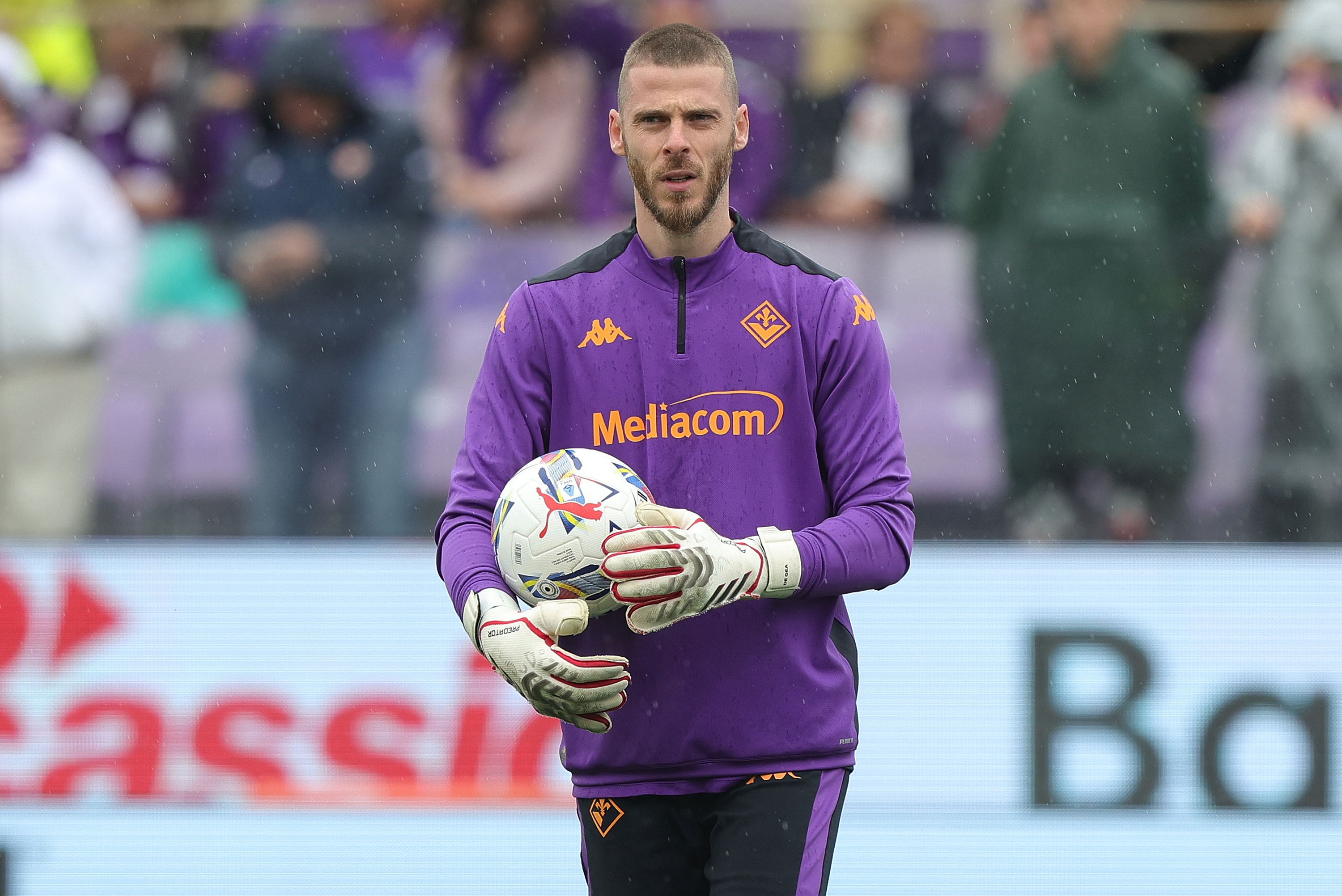 David De Gea had another great showing in the first leg of the Conference League semi-finals and dropped a hint about his future.