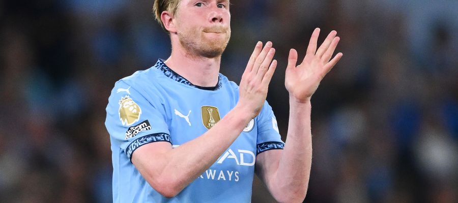 Napoli have taken another step toward signing Kevin De Bruyne, increasing their proposal, and are waiting for the player.