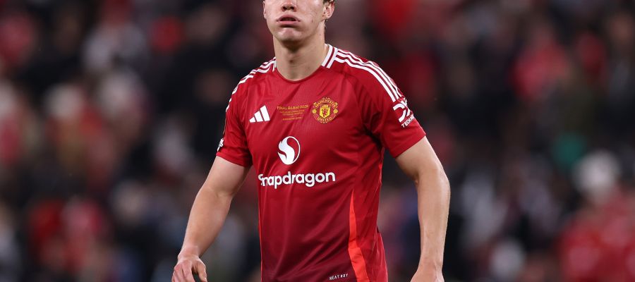 Milan received a major assist from Manchester United in their chase of Rasmus Hojlund, but there’s work to be done on the deal.