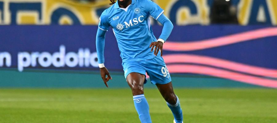 Frank Anguissa was rumored to leave Napoli in the months leading up to the transfer market, but he might end up staying.