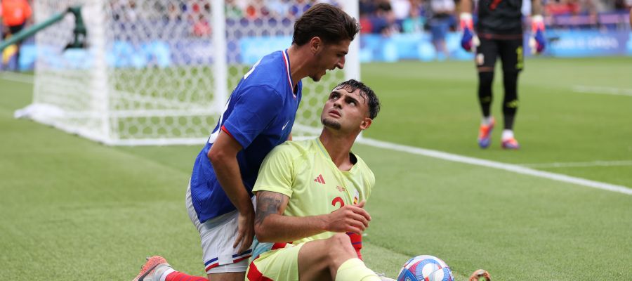 Milan tried to accelerate to plug one of their holes, but they got pipped at the post for left-back Archie Brown.