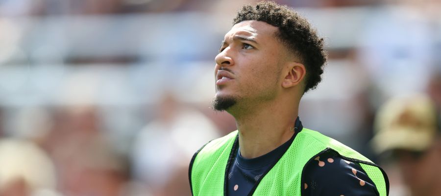 Juventus will have a window to put their hands on Jadon Sancho, as the player is keen on the destination. They'll have to be quick, though.