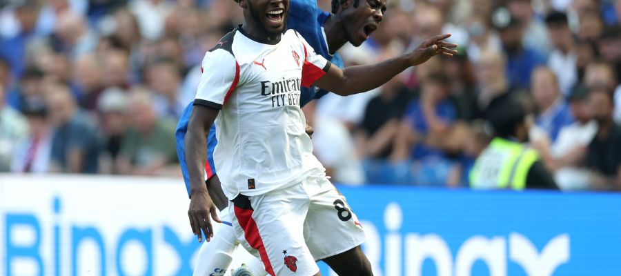 Milan, Atalanta, and Napoli are all searching for a new midfielder, and their moves could intertwine, although the domino hasn’t started yet.