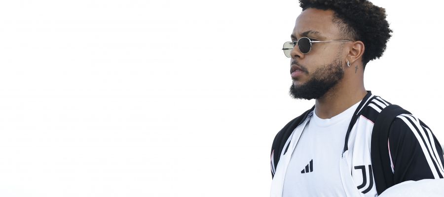 Dusan Vlahovic isn’t the only player who didn’t leave Juventus despite having just a year on his contract and against the brass' intentions.