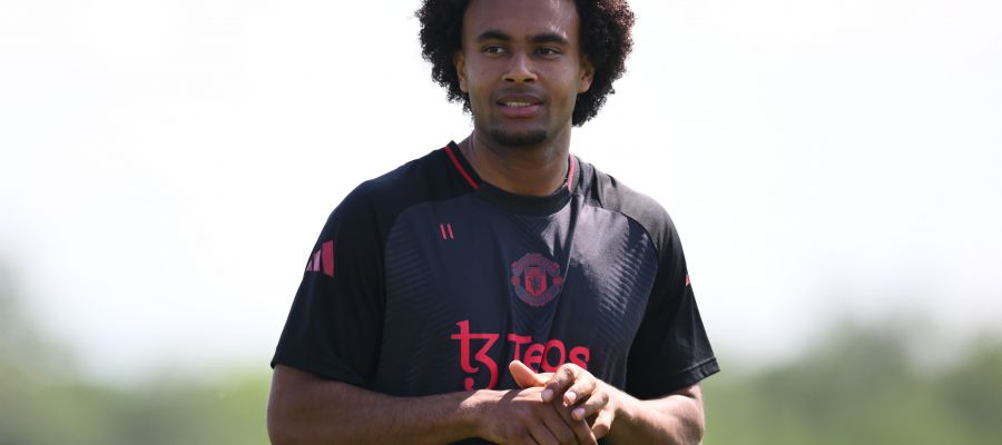 Roma could make an attempt to bring Joshua Zirkzee back to Serie A, as he's playing very little at Manchester United.