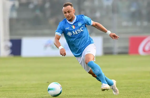 The Napoli midfield is down to bare bones, as Stanislav Lobotka has joined Frank Anguissa, Kevin De Bruyne and Billy Gilmour on the sidelines.