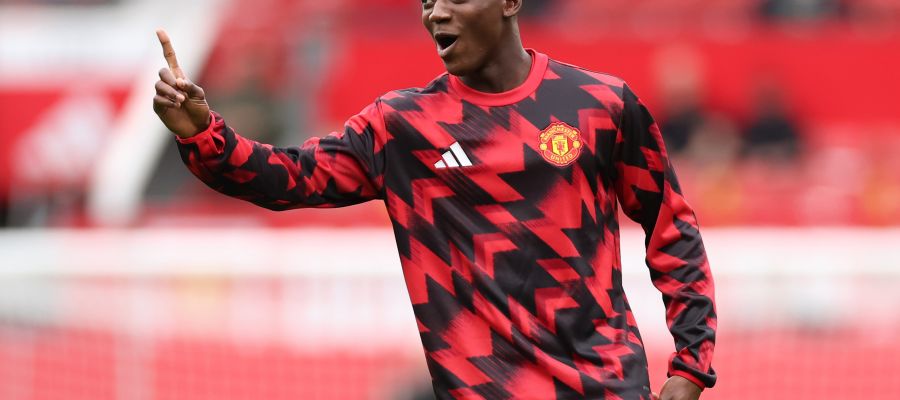 Manchester United have sacked Ruben Amorim after just 14 months, and the decision could impact Joshua Zirkzee and Kobbie Mainoo.