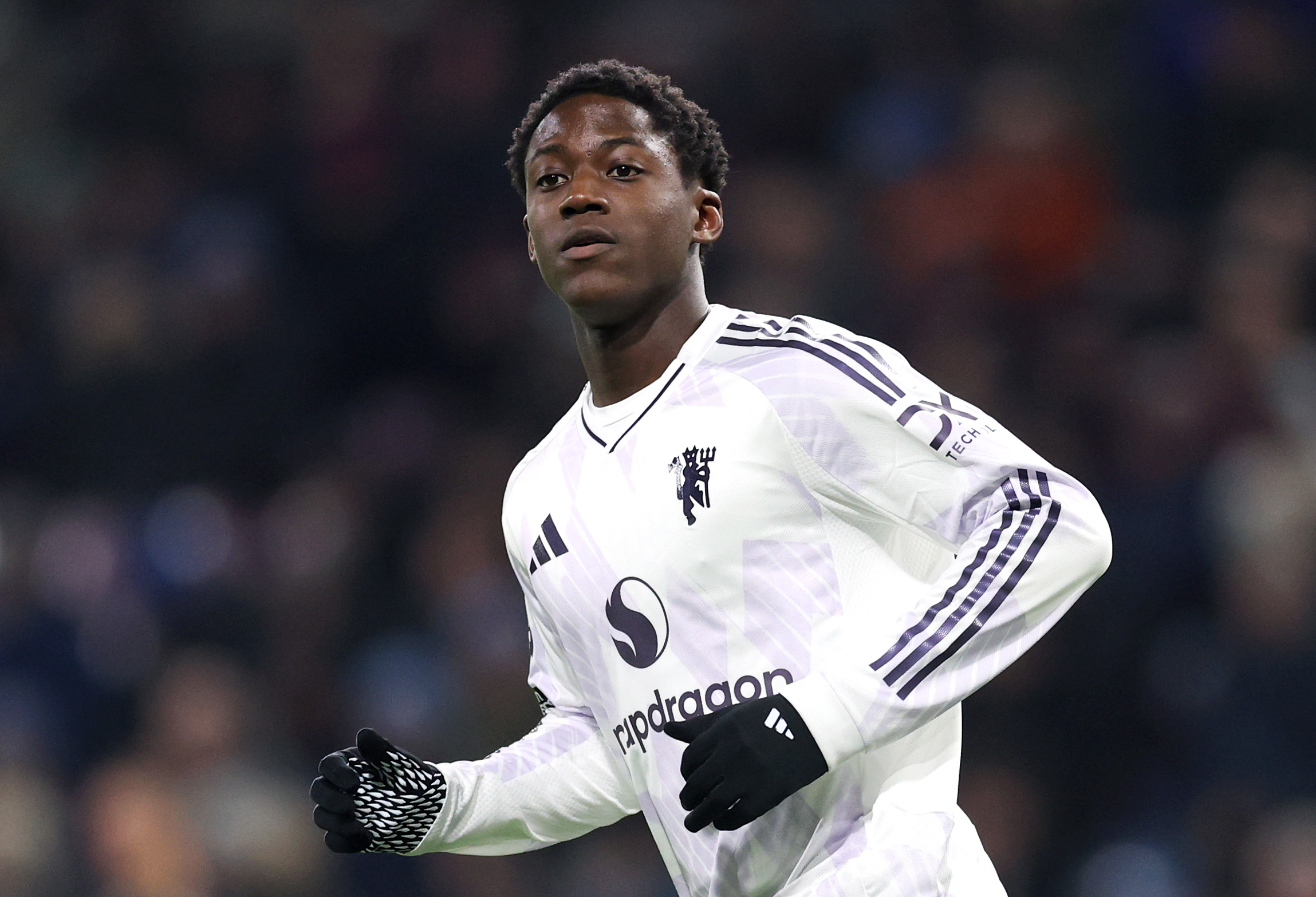 Manchester United changing their coach in January affected the plans of Roma and Napoli regarding Zirkzee and Mainoo.