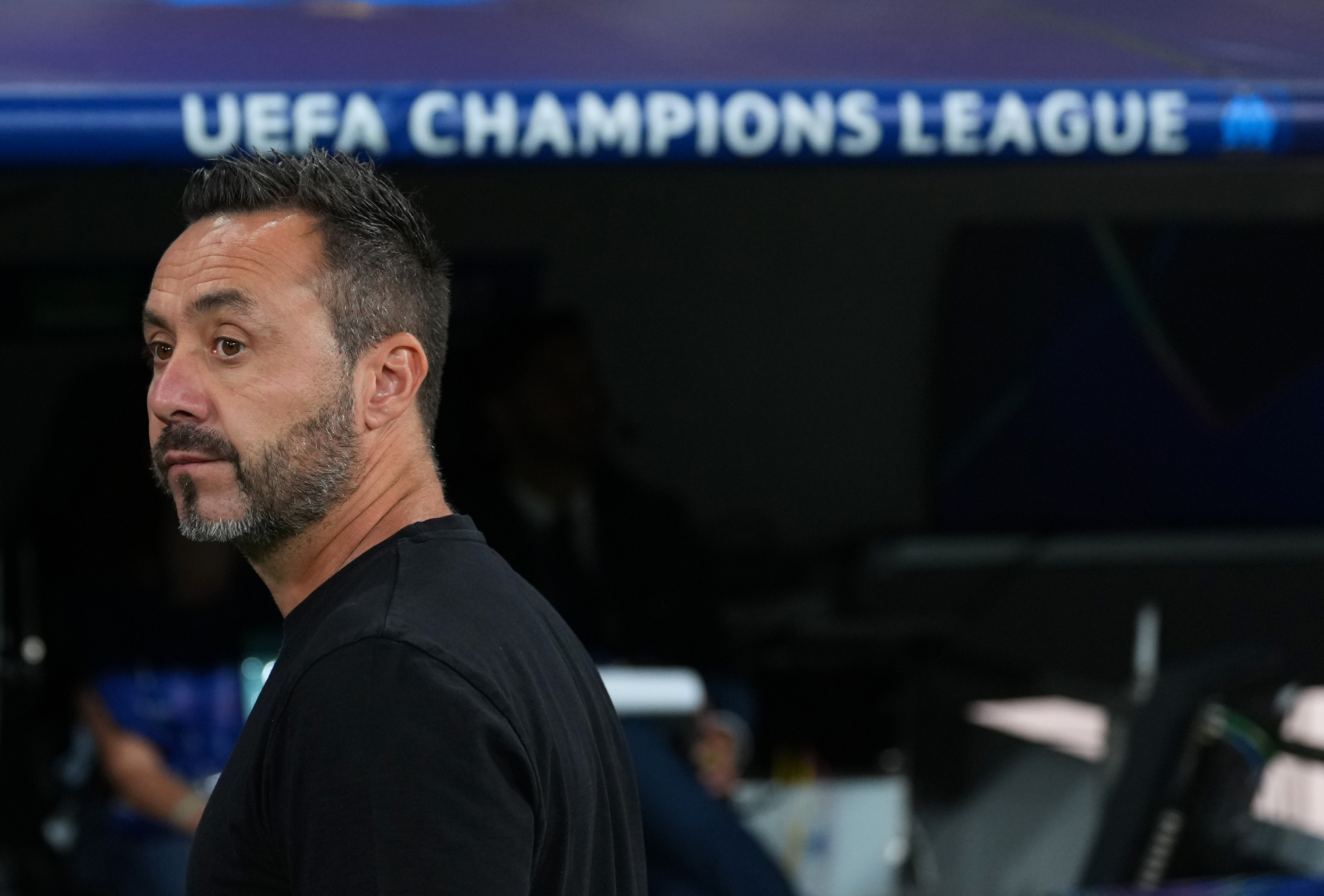 Roberto De Zerbi is back on the market after Olympique Marseille exit, and Napoli and Fiorentina, will take a look at him.