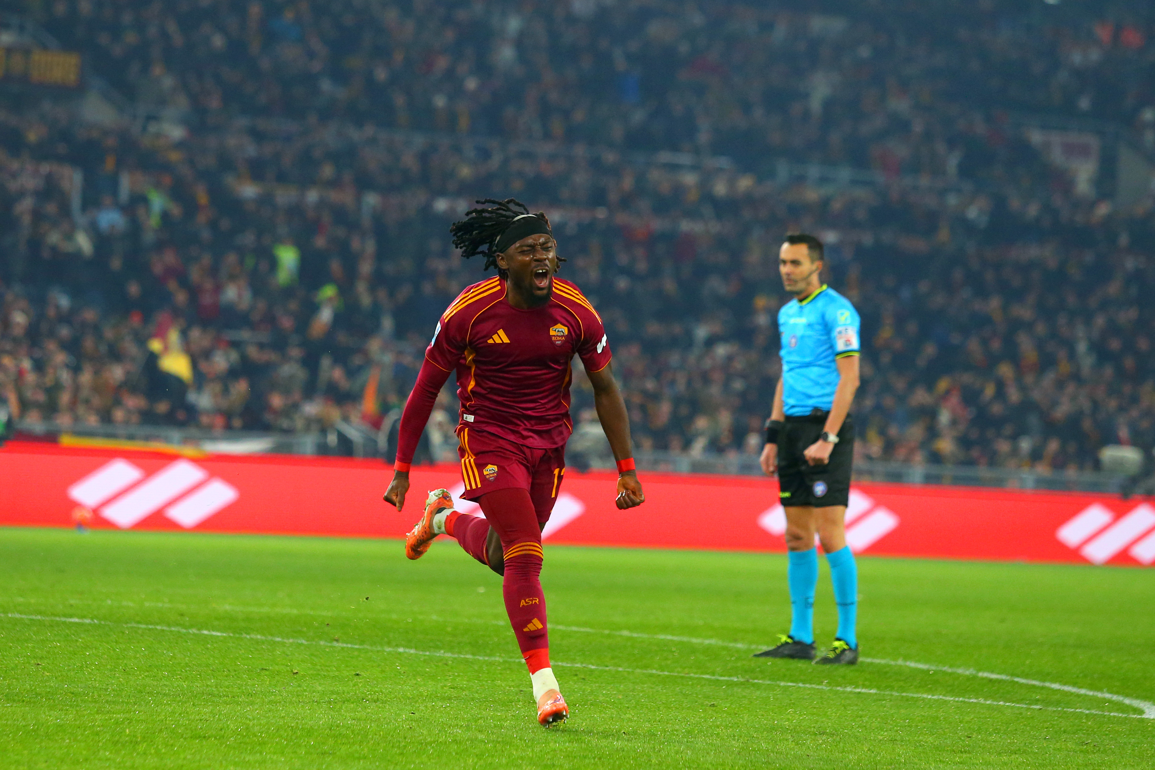 Независимо от значительных трансферов, Интер готовится к летнему усилению, составив шорт-лист перспективных игроков.