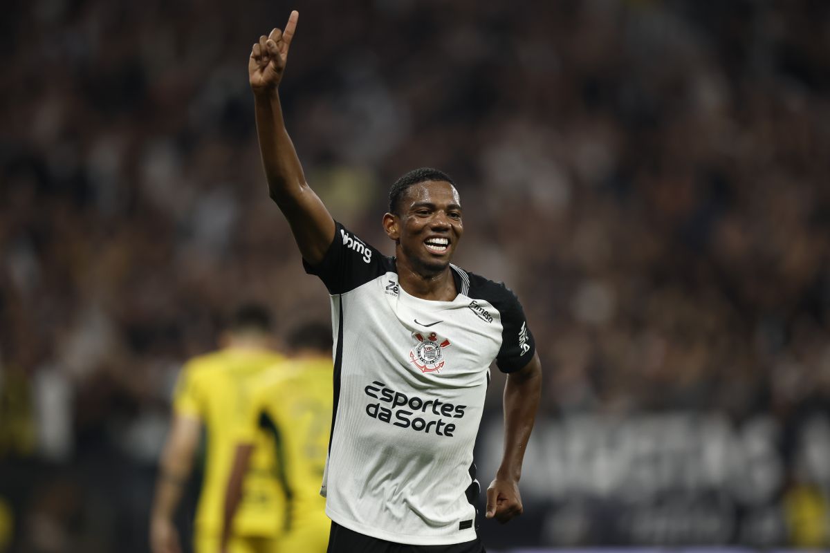 Milan Set to Onboard One Starlet, Give Up for Another