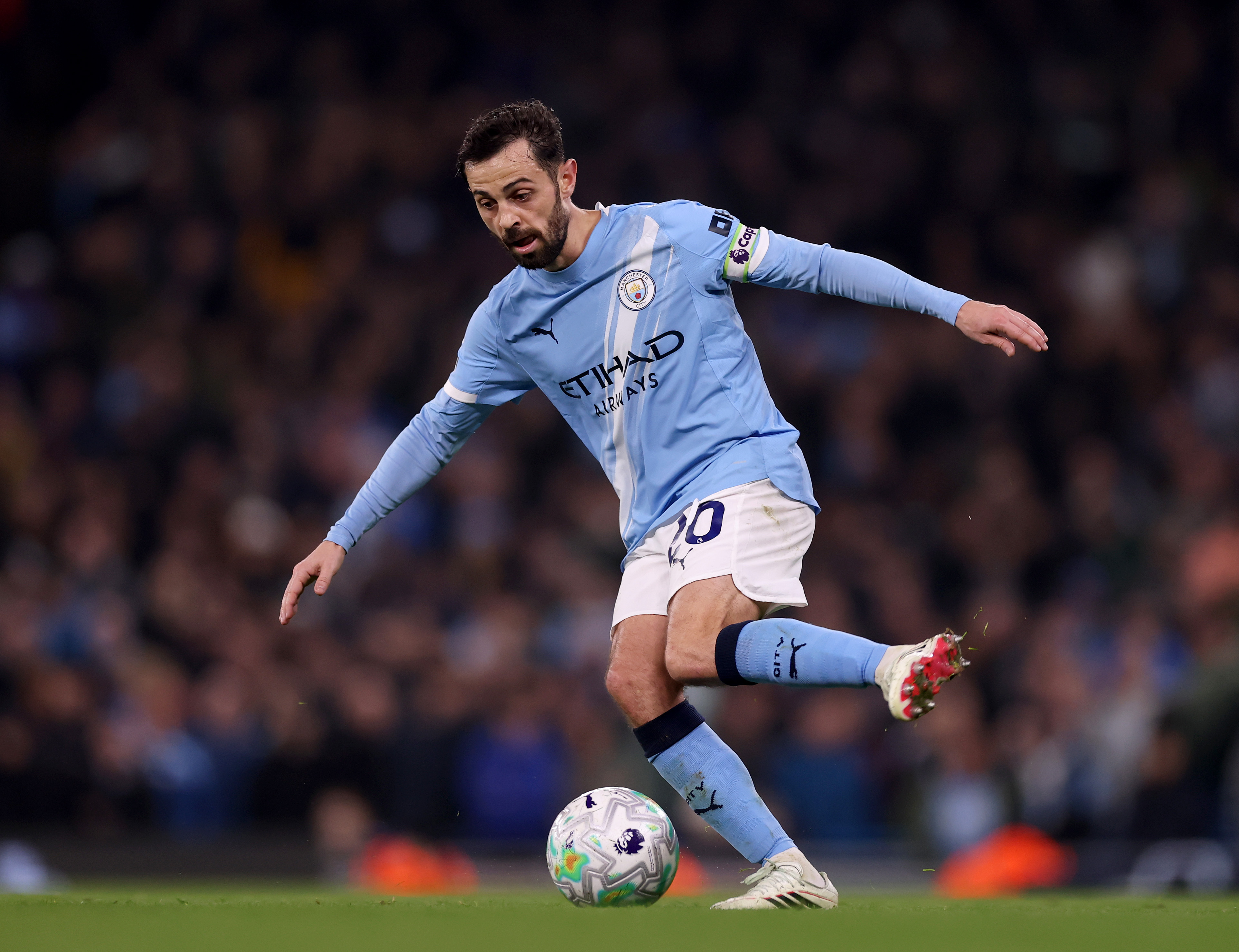 Bernardo Silva in action for Manchester City.