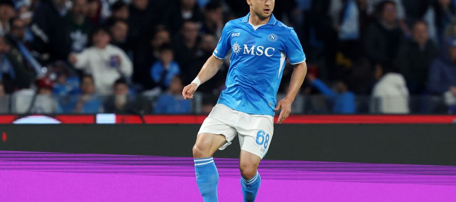 Napoli could rejuvenate their midfield in the summer and let go of a pair of veterans, Stanislav Lobotka and Frank Anguissa.