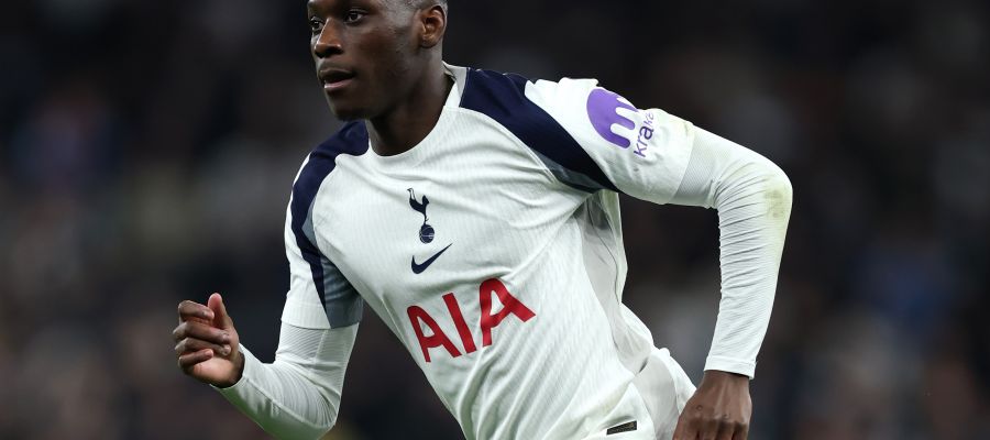 Juventus tried to accelerate to come to terms with Dusan Vlahovic on a new contract but didn't, while Randal Kolo Muani is eager to return.