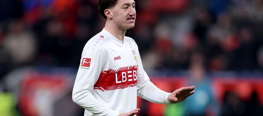 Juventus intend to acquire at least one new midfielder next summer and are weighing making a move for Angelo Stiller.