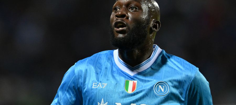 Romelu Lukaku made a quick trip back to Italy to talk to try repairing the relationship with Napoli, but he has quickly returned to Belgium.