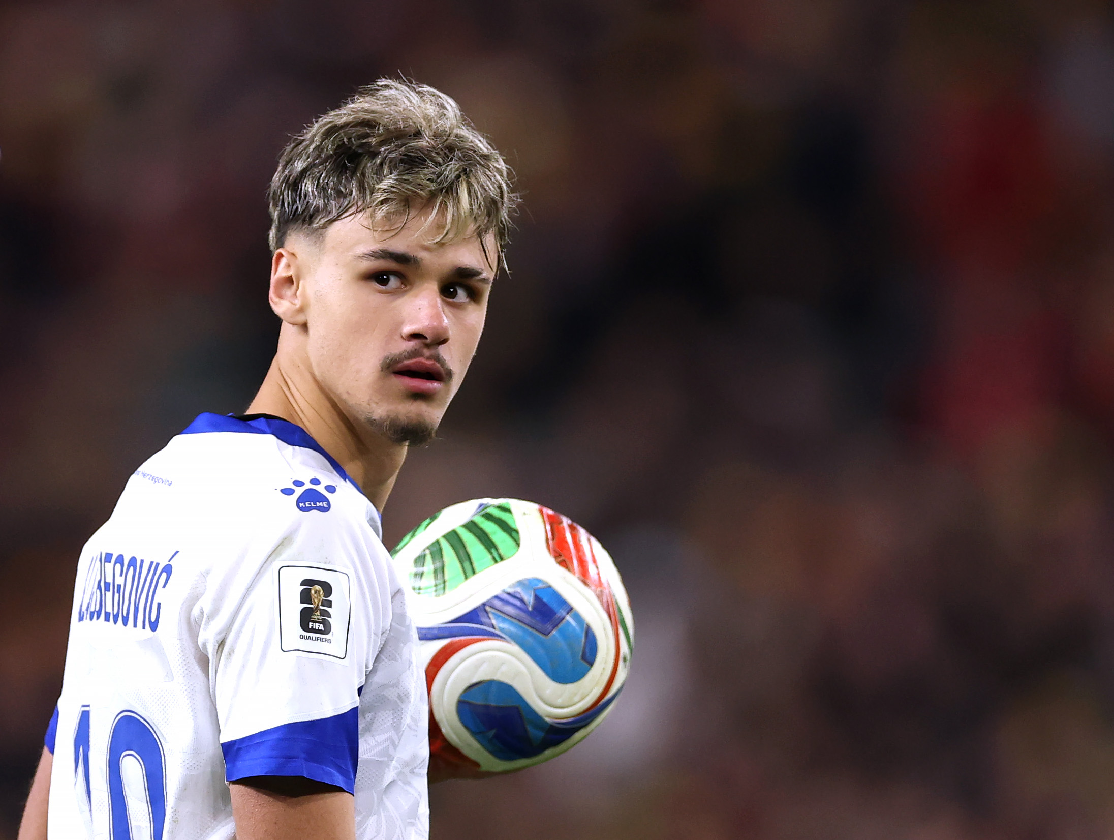 «Рома» следила за Керимом Алайбеговичем, и его блестящее выступление против Италии еще больше побудило их попытаться подписать его.