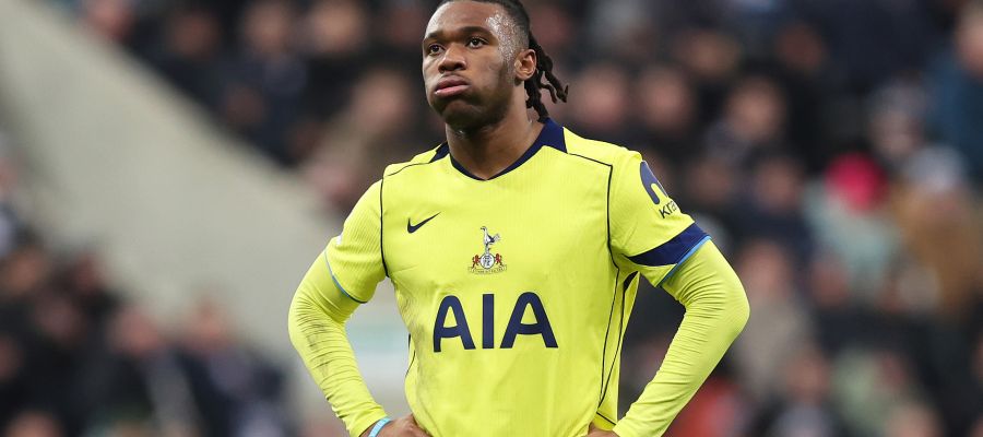 Andrea Cambiaso is one of the players Juventus could cash in on, and they are keeping tabs on Destiny Udogie as a potential replacement.