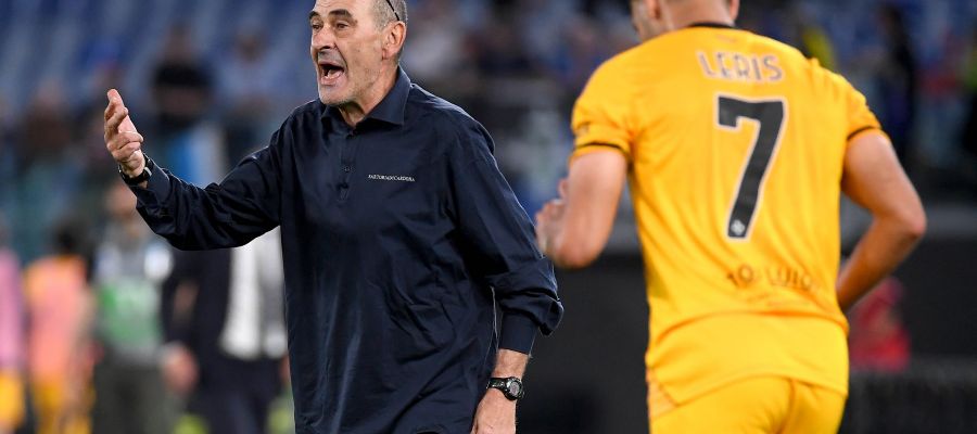 Antonio Conte officially announced his Napoli exit, but Maurizio Sarri is expected to go to Atalanta instead despite their chase.