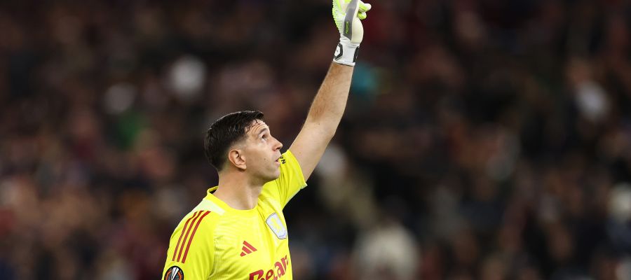 Juventus have zeroed in on Alexander Sorloth and Emiliano Martinez despite some issues and have been proposed Leon Goretzka.