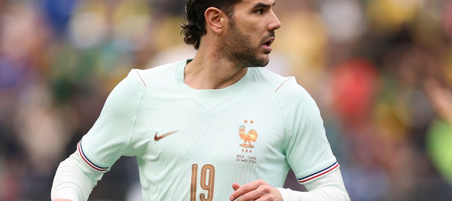 Juventus rounded out their new-look front office by bringing in former Milan and Roma exec Frederic Massara and could track Theo Hernandez.