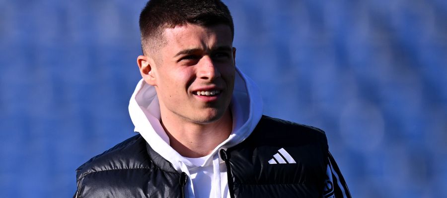 Roma are keen on Nicolò Tresoldi to back up Donyell Malen, should they part ways with Artem Dovbyk, who's being pursued by Genoa.