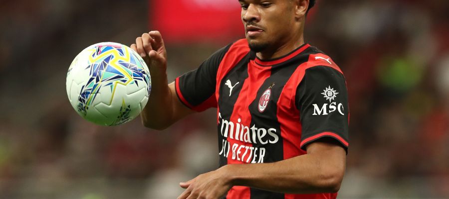 Ruben Amorim is starting to pass his judgment and whittle down the Milan roster. The first one to go will be Zachary Athekame,