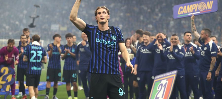 A week after the end of the summer window, Inter took care of one of their renewals, as Francesco Pio Esposito penned a contract until 2032.