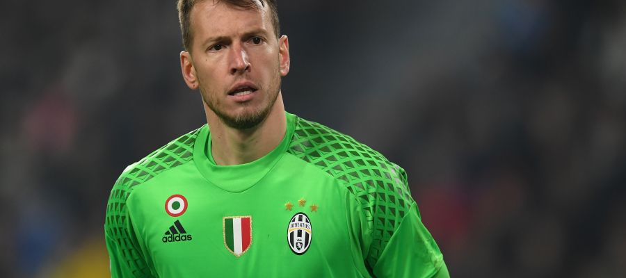 Norberto Neto was always in pole position to replace the injured Kamil Grabara, and he's expected to fly in for the medicals soon.